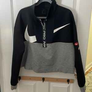 Nike Pro crop quarter zip